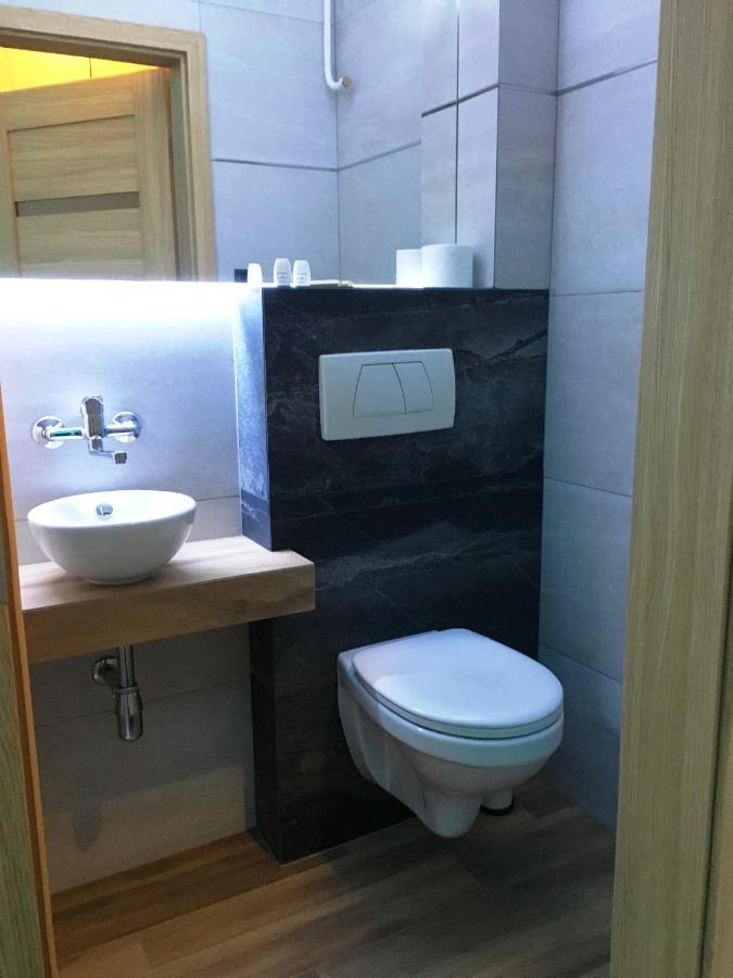 A&P Motel Миколув Экстерьер фото