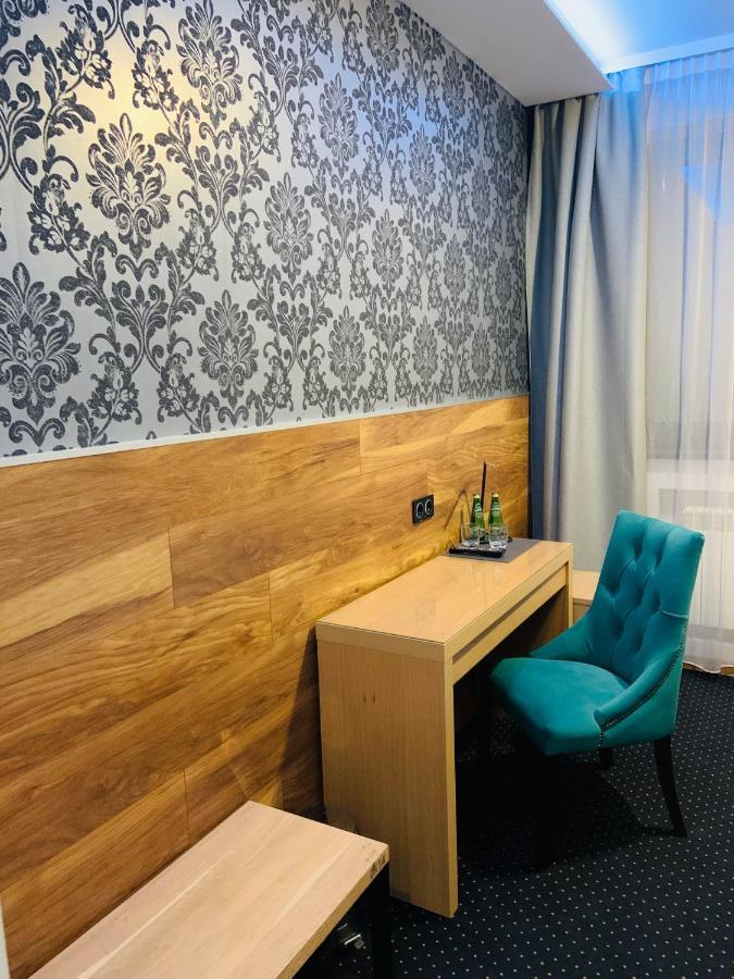 A&P Motel Миколув Экстерьер фото